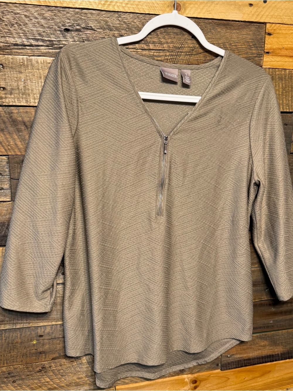 Chicos Tan 1/4 Zip 3/4 Sleeve Popover Top